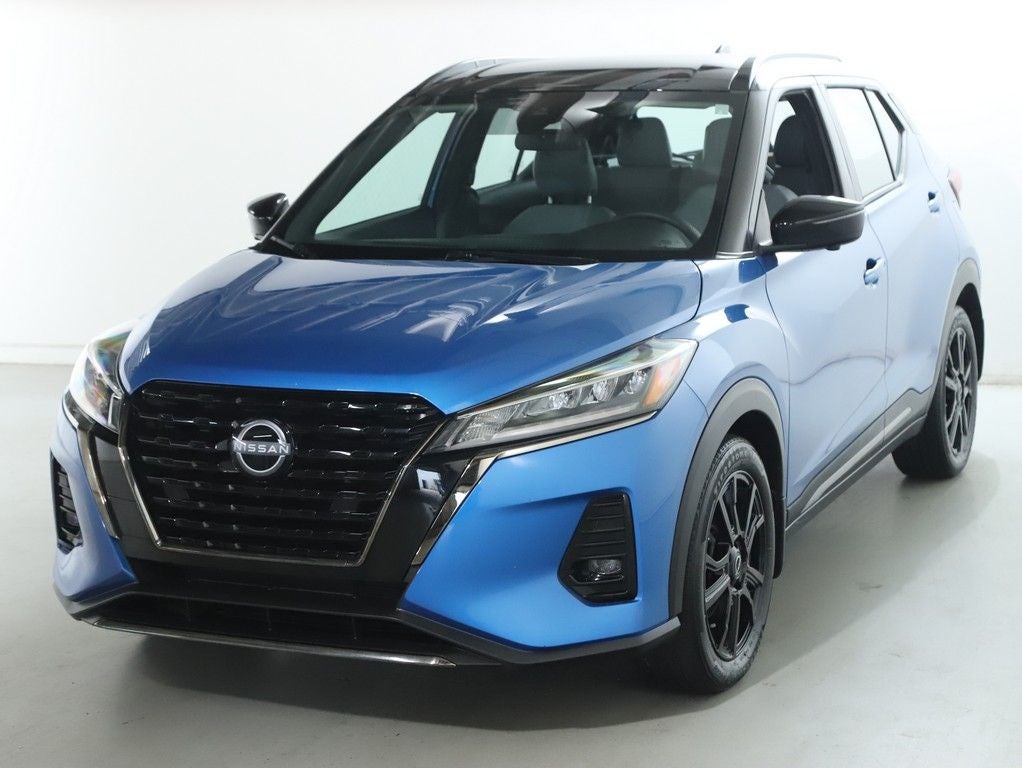 2023 Nissan Kicks SR Premium