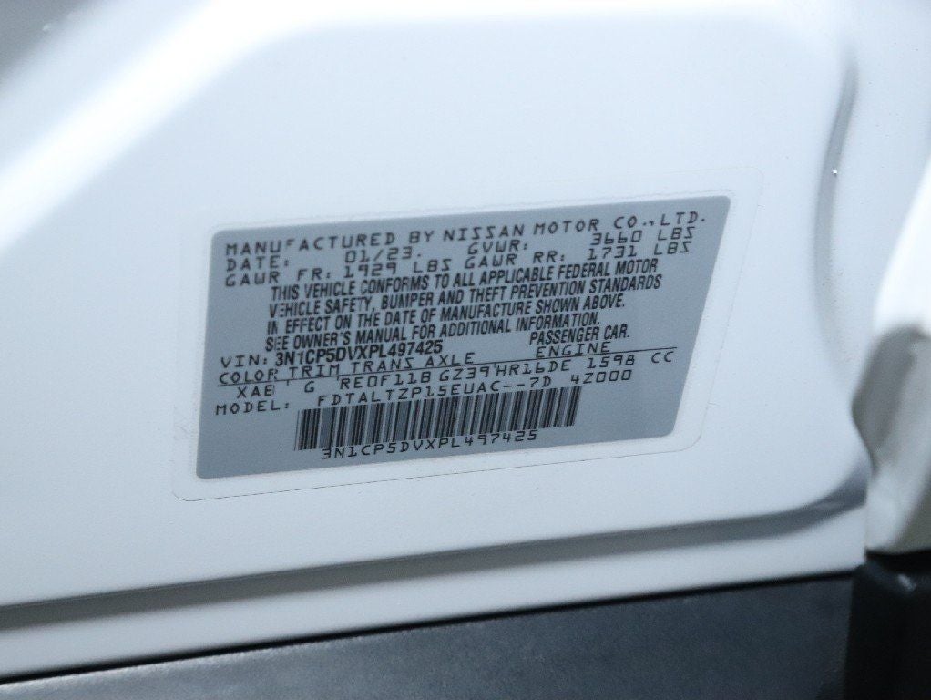 2023 Nissan Kicks SR