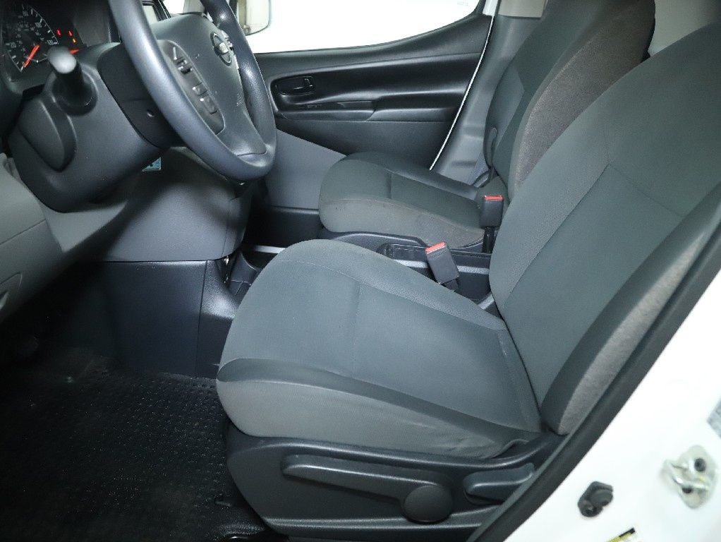 2020 Nissan NV200 SV