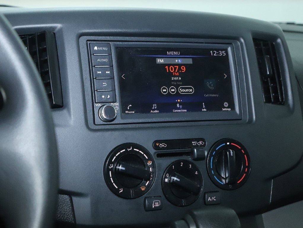 2020 Nissan NV200 SV