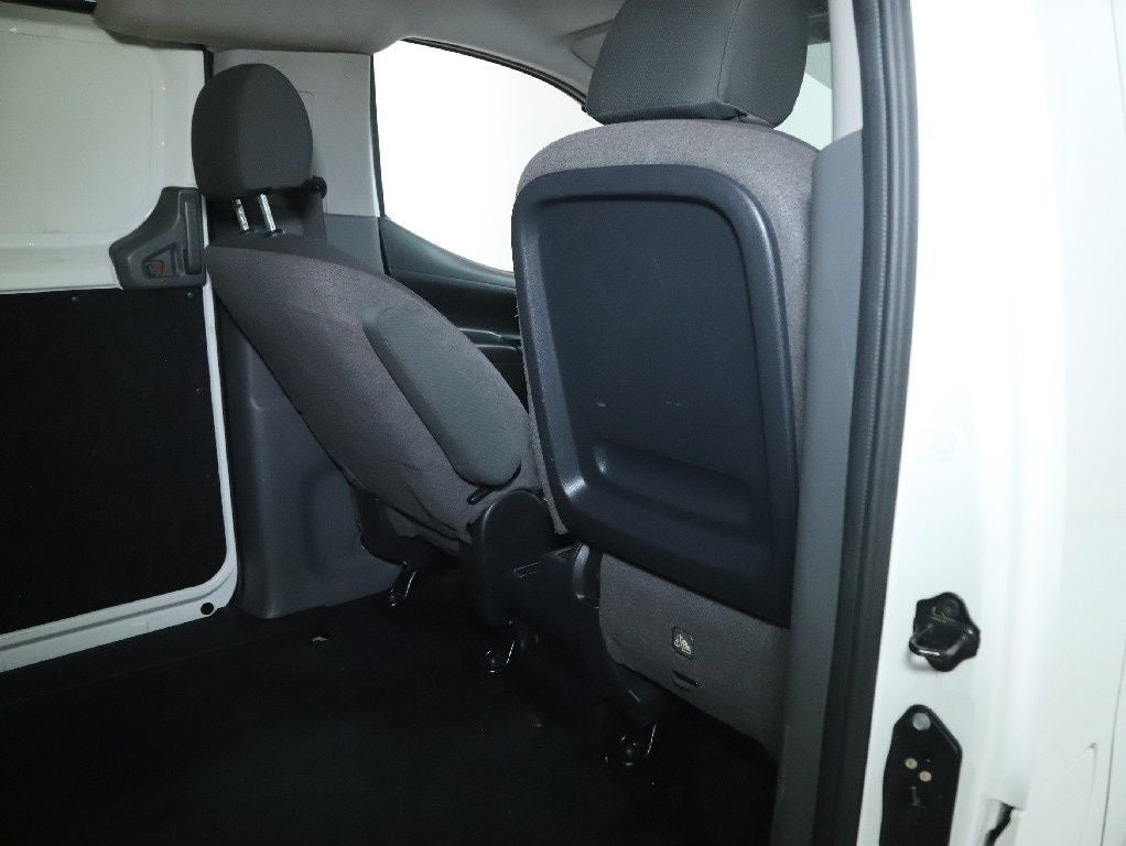 2020 Nissan NV200 SV