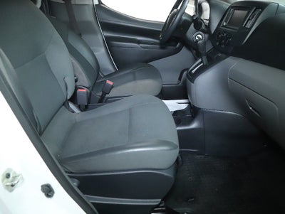 2020 Nissan NV200 SV