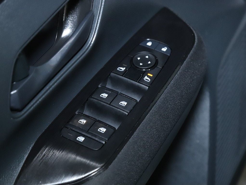 2025 Nissan Kicks S AWD