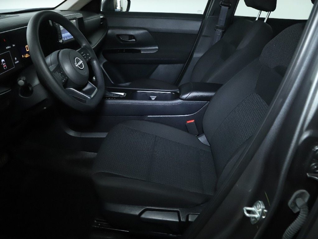 2025 Nissan Kicks S AWD