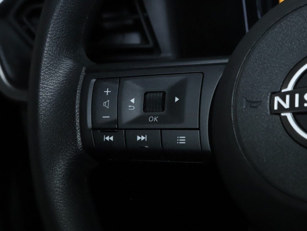 2025 Nissan Kicks S AWD