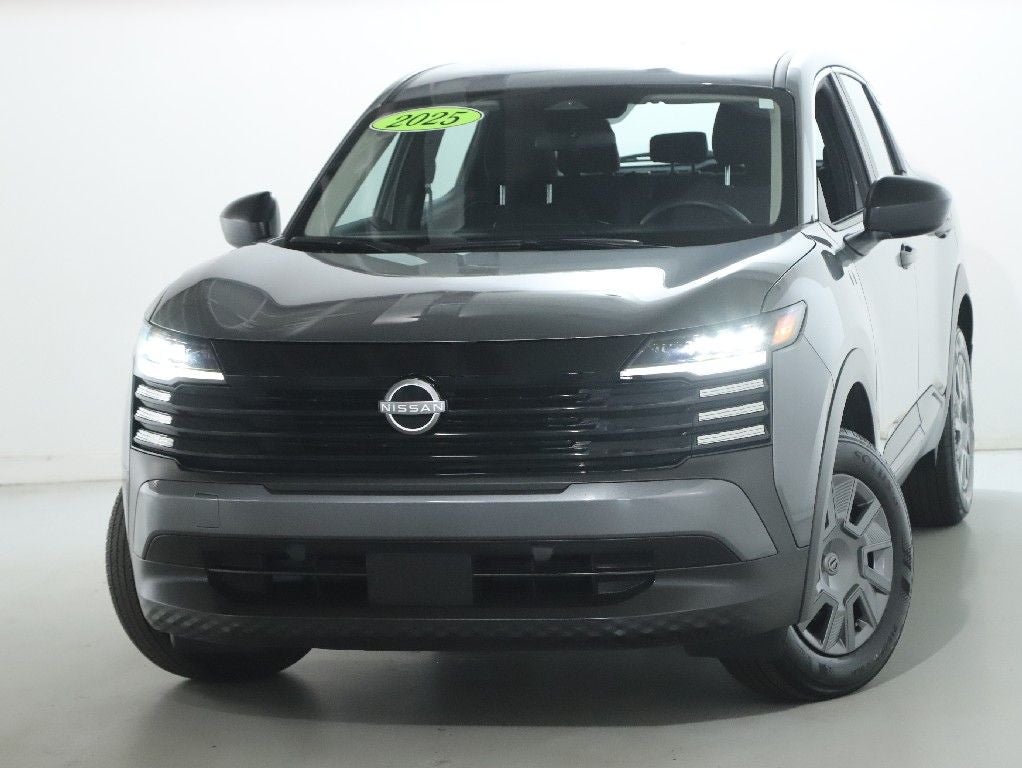 2025 Nissan Kicks S AWD