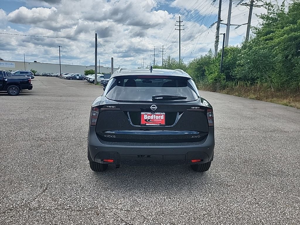2026 Nissan Kicks SV