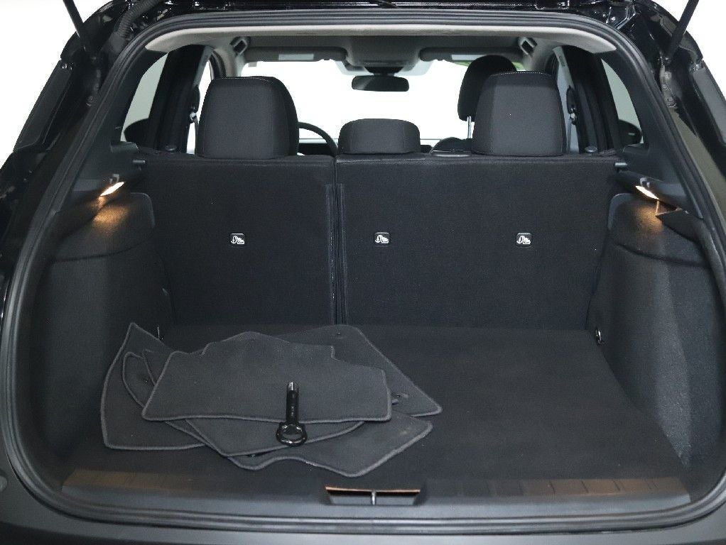 2025 Nissan Kicks SV AWD