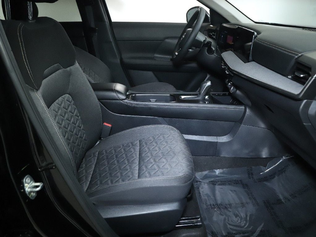 2025 Nissan Kicks SV AWD