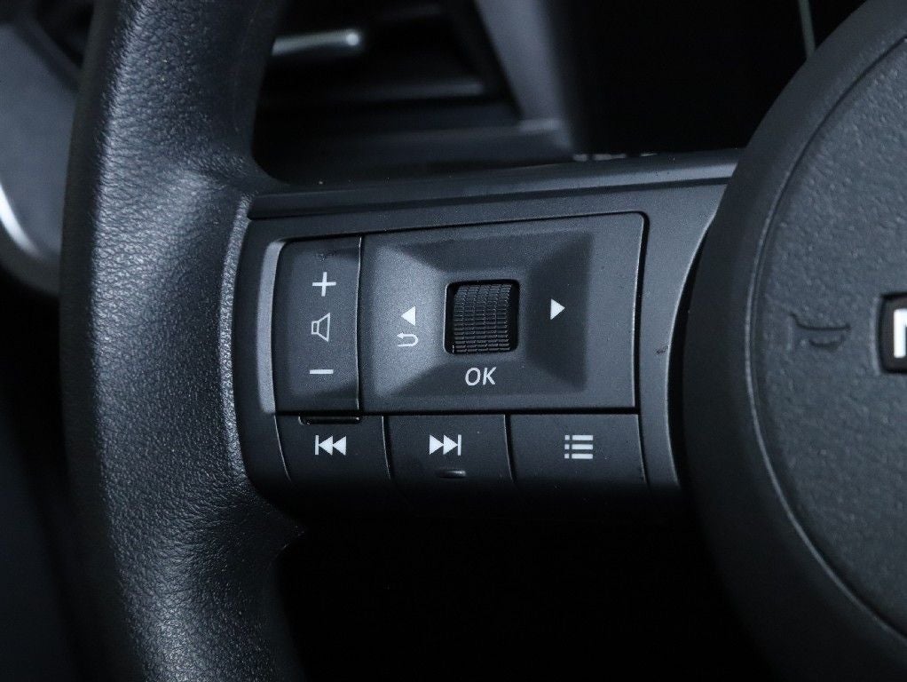 2025 Nissan Kicks SV AWD