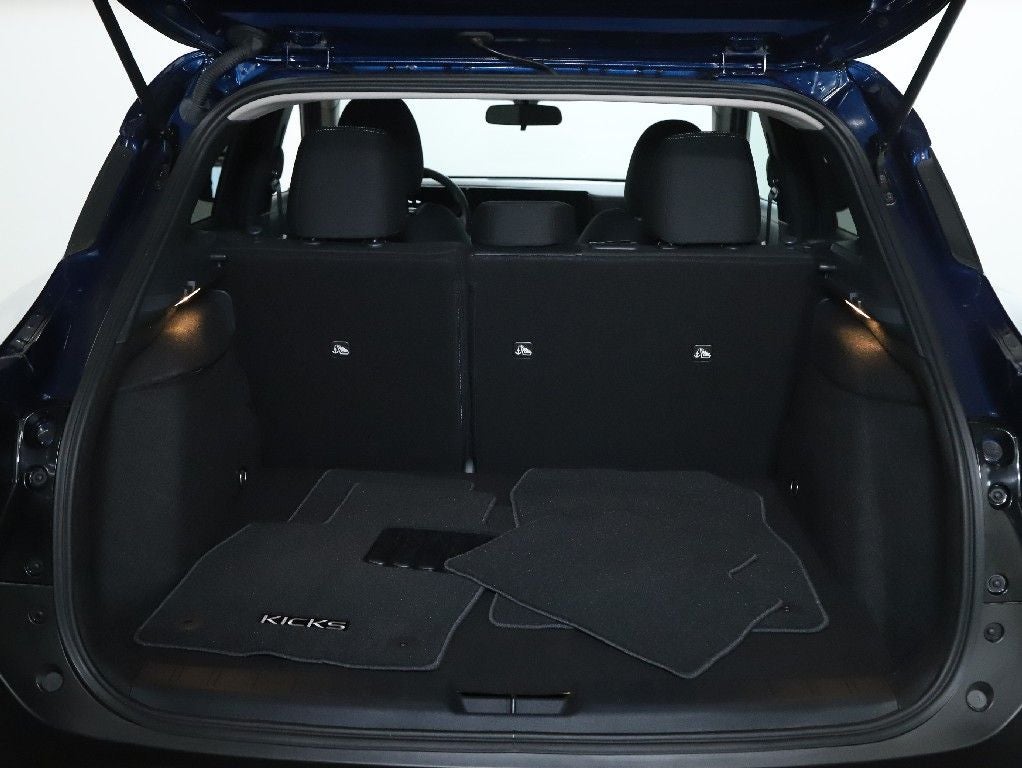 2025 Nissan Kicks SV AWD