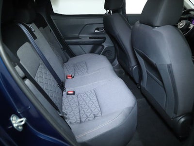 2025 Nissan Kicks SV AWD