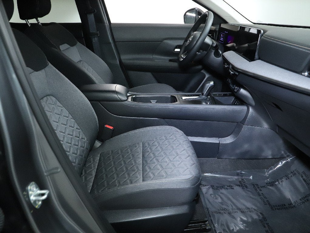 2026 Nissan Kicks SV AWD
