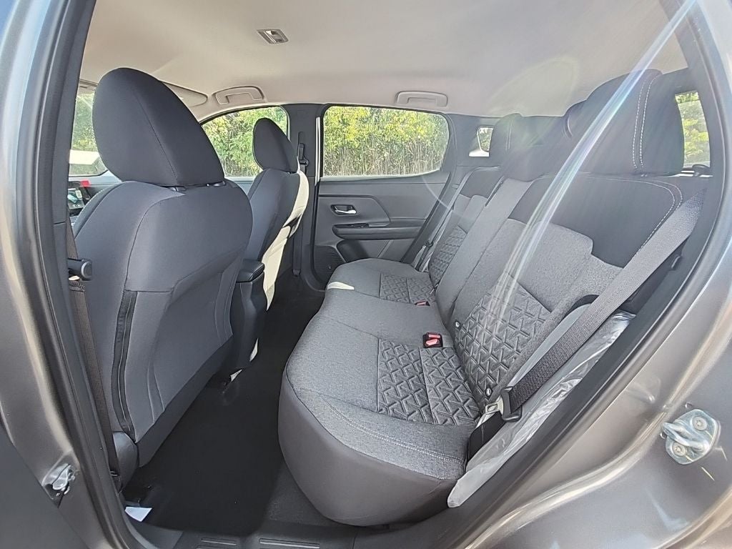 2027 Nissan Kicks SV