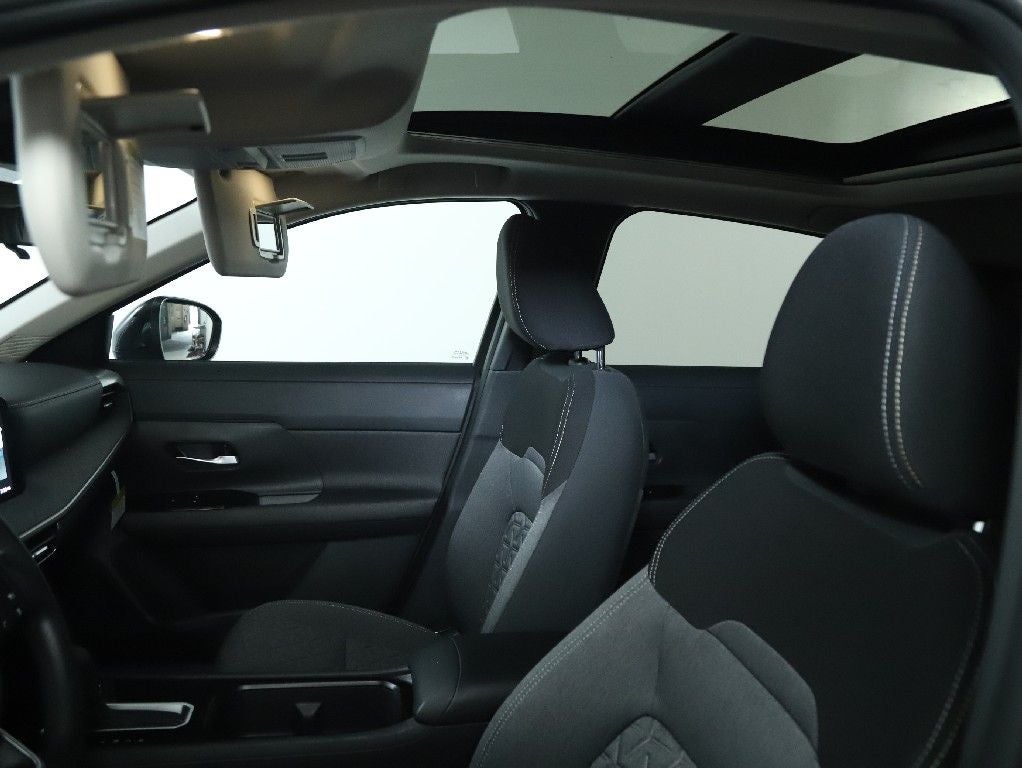 2026 Nissan Kicks SV Premium AWD