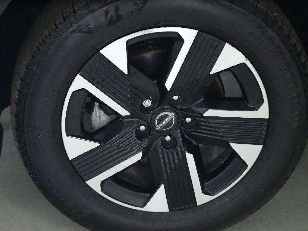 2026 Nissan Kicks SV Premium AWD