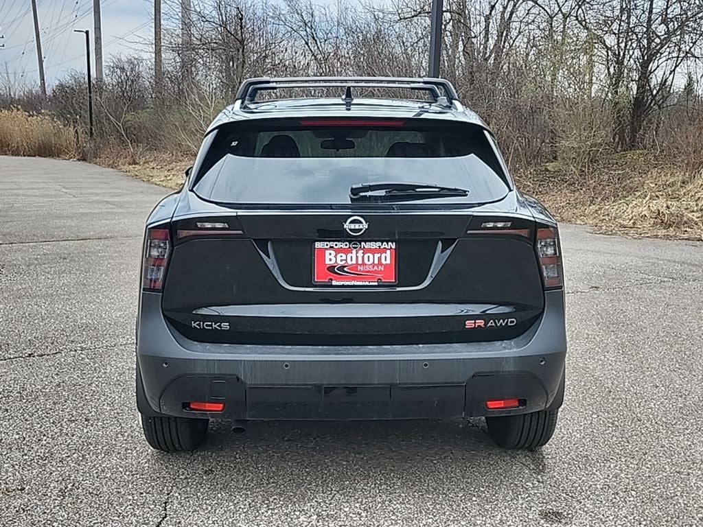2026 Nissan Kicks SR
