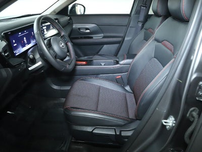2025 Nissan Kicks SR AWD