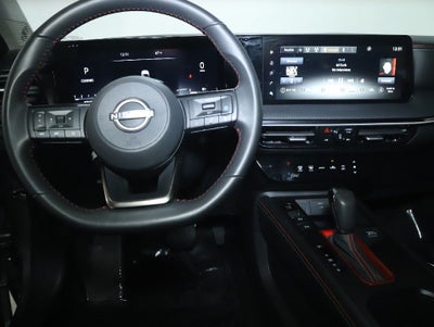 2025 Nissan Kicks SR AWD