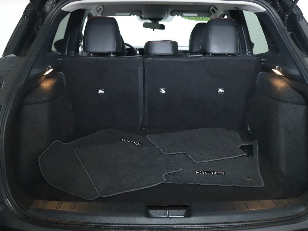 2025 Nissan Kicks SR AWD