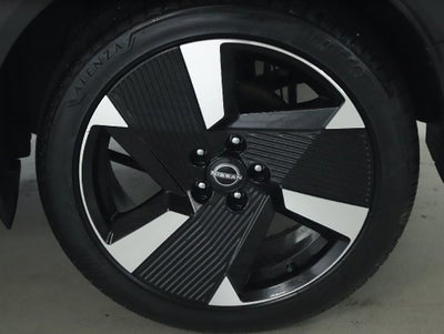 2025 Nissan Kicks SR AWD
