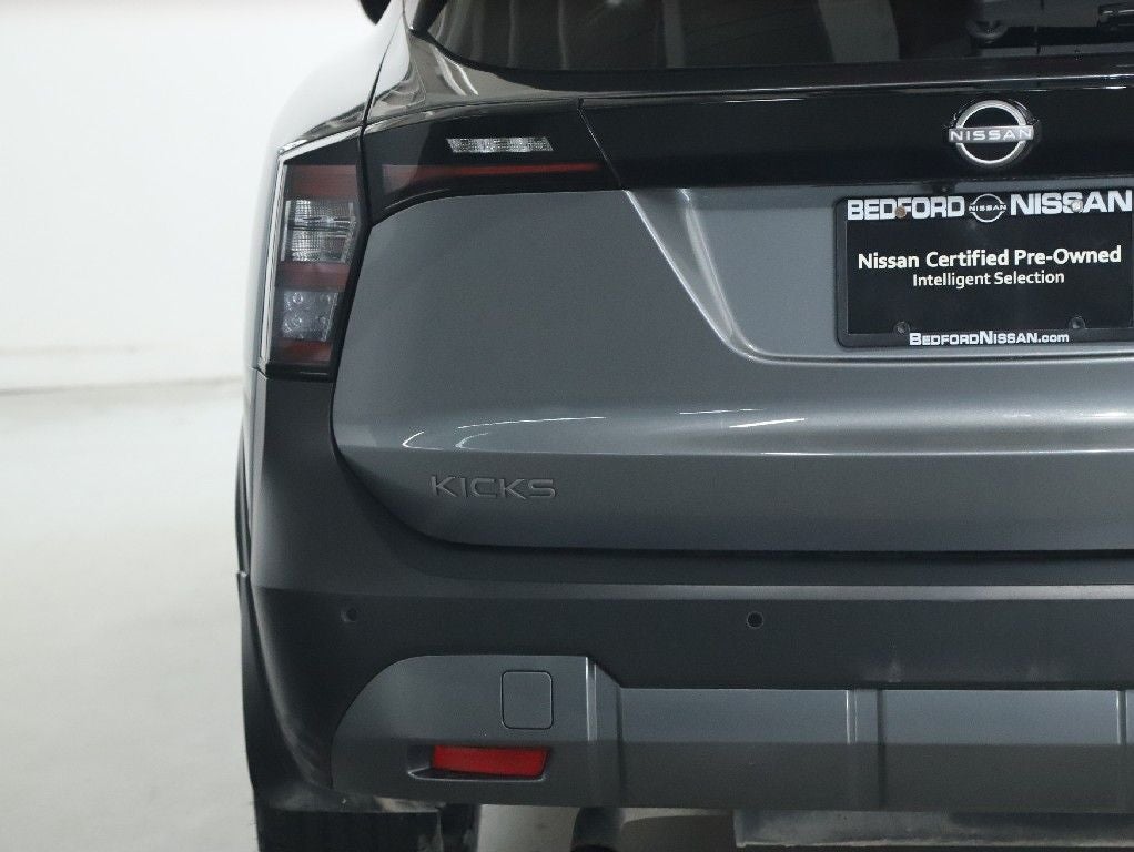 2025 Nissan Kicks SR AWD