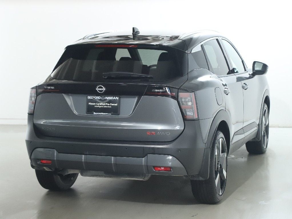 2025 Nissan Kicks SR AWD