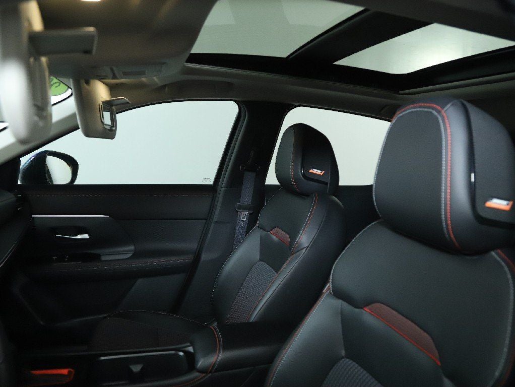 2025 Nissan Kicks SR Premium Package AWD