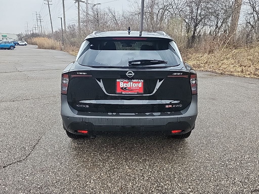 2026 Nissan Kicks SR