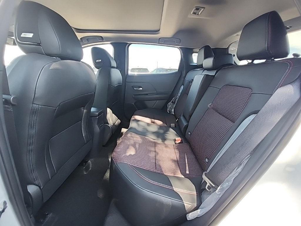 2027 Nissan Kicks SR