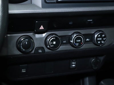 2017 Toyota Tacoma SR5 V6