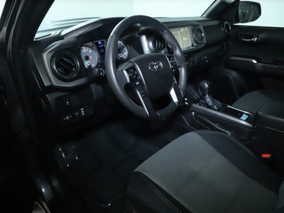 2022 Toyota Tacoma TRD Sport V6