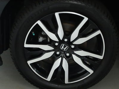 2022 Honda Pilot Touring 7 Passenger