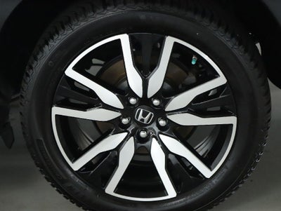 2022 Honda Pilot Touring 7 Passenger