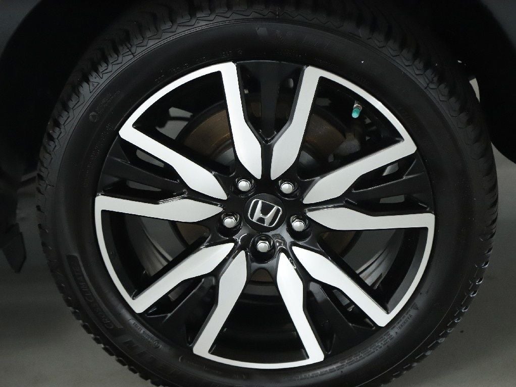 2022 Honda Pilot Touring 7 Passenger