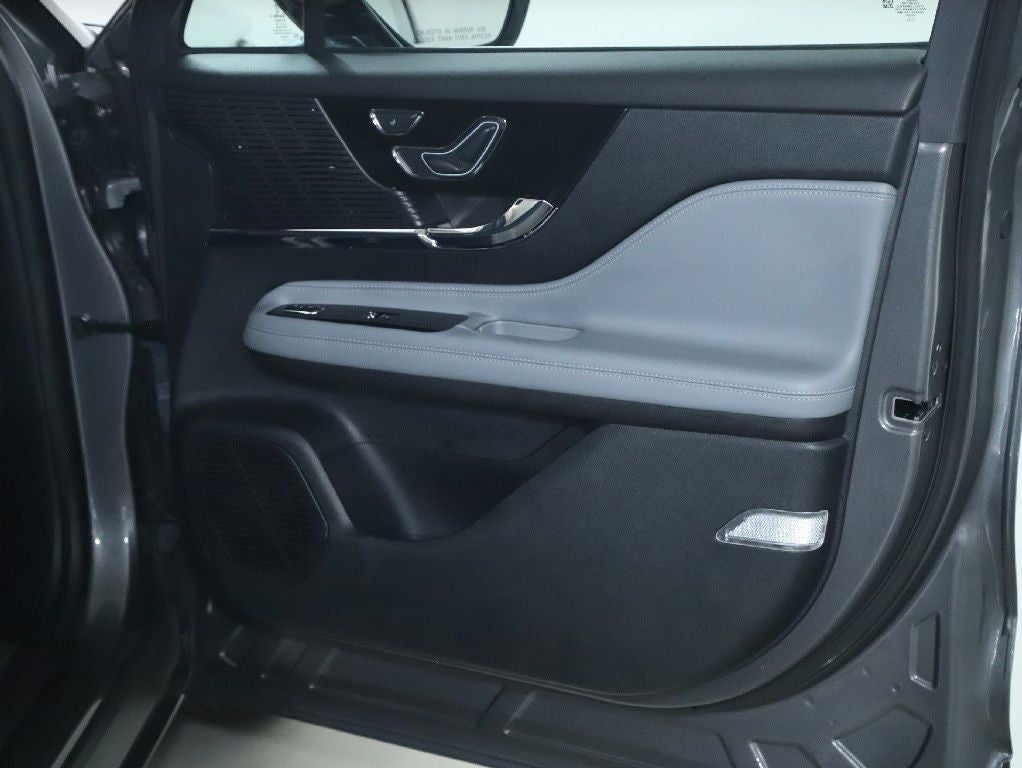 2022 Lincoln Corsair Standard AWD