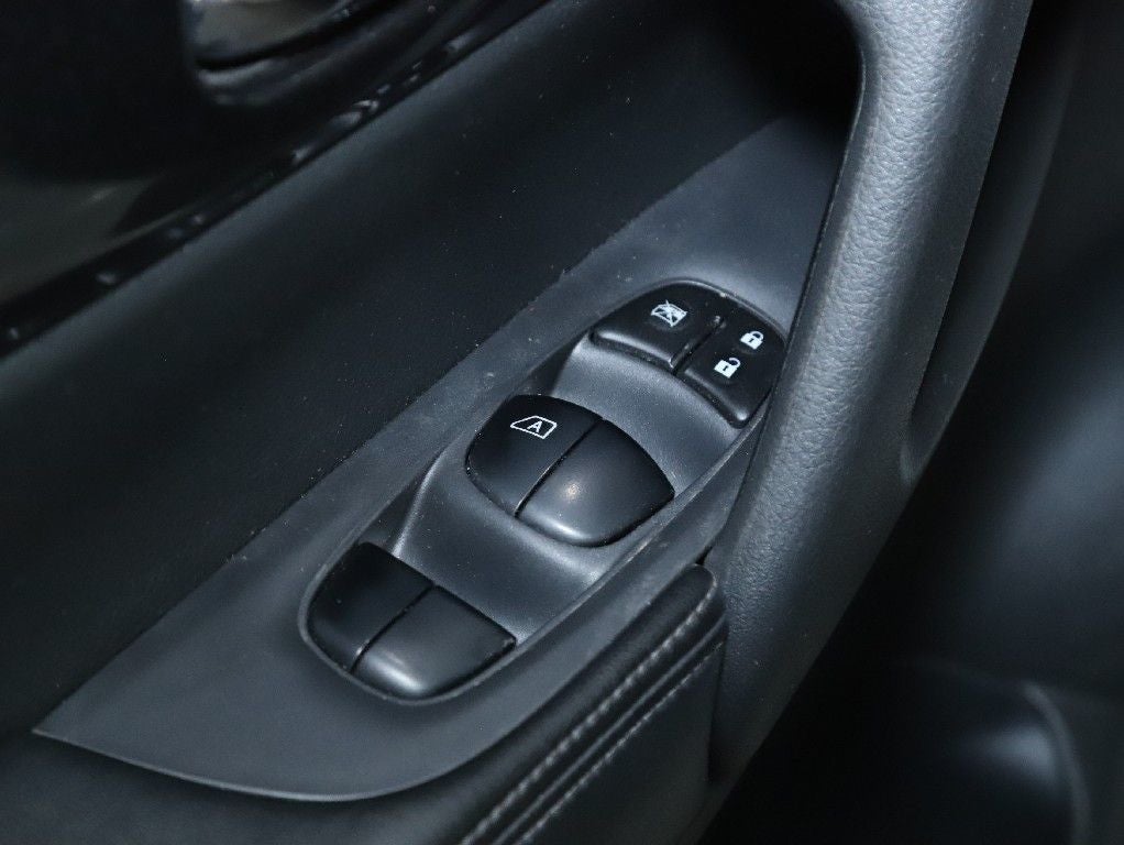 2018 Nissan Rogue SV Midnight Edition AWD