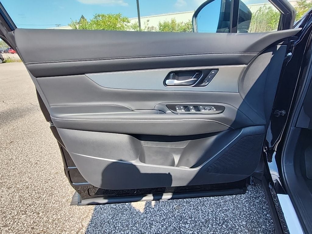 2027 Nissan Murano Base