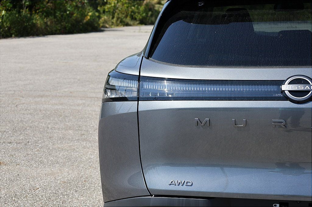 2025 Nissan Murano SL