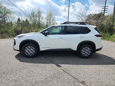 2026 Nissan Rogue Rock Creek