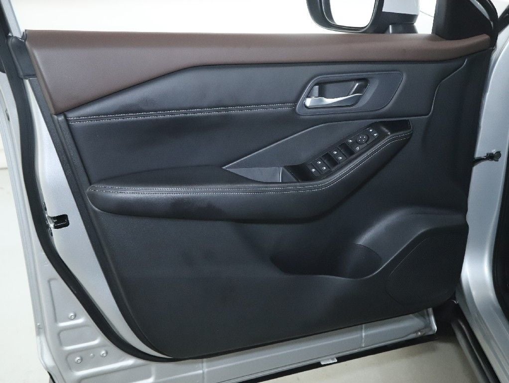 2023 Nissan Rogue SV Premium AWD