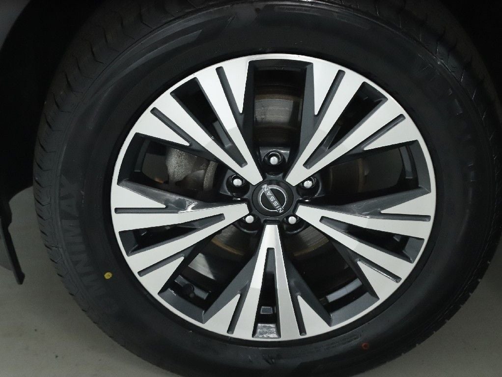 2023 Nissan Rogue SV Premium AWD