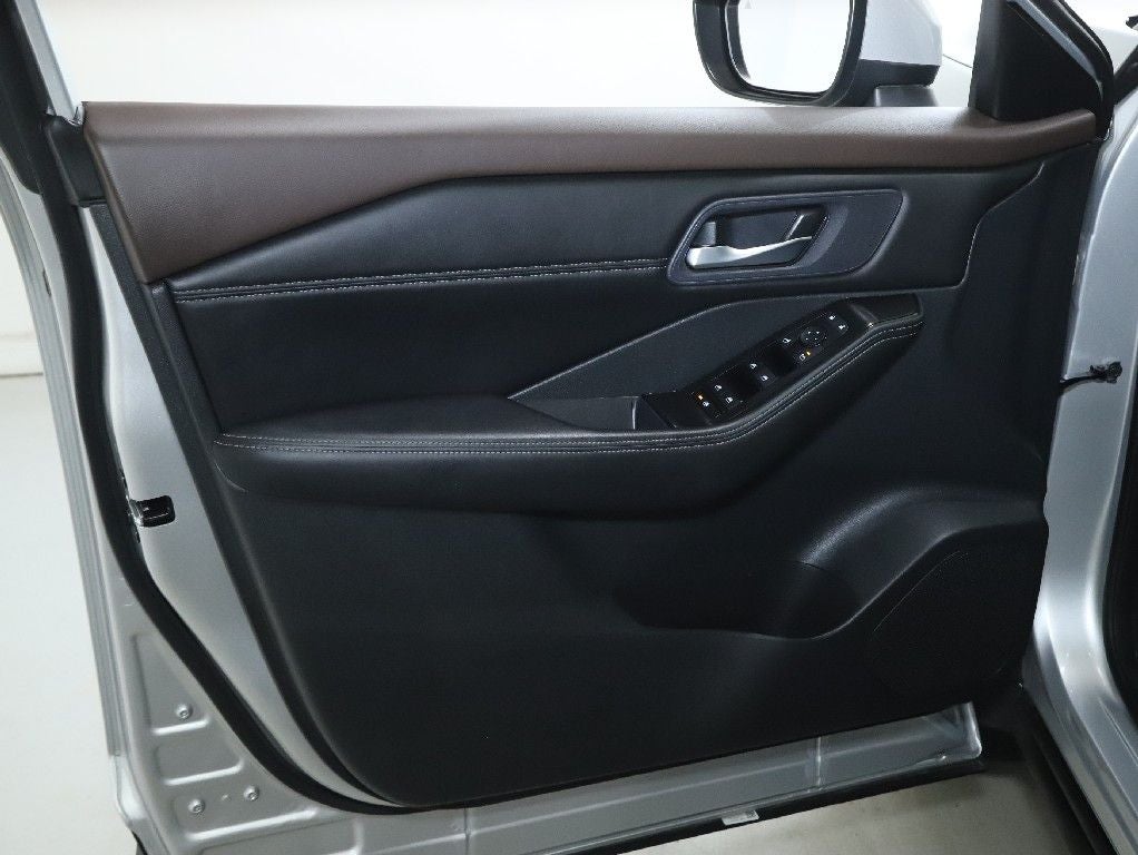 2023 Nissan Rogue SV Premium AWD