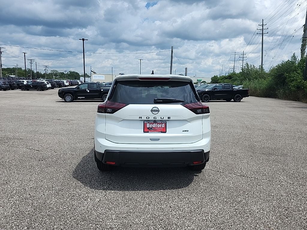 2026 Nissan Rogue Dark Armor