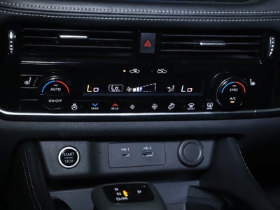 2023 Nissan Rogue SL Premium AWD