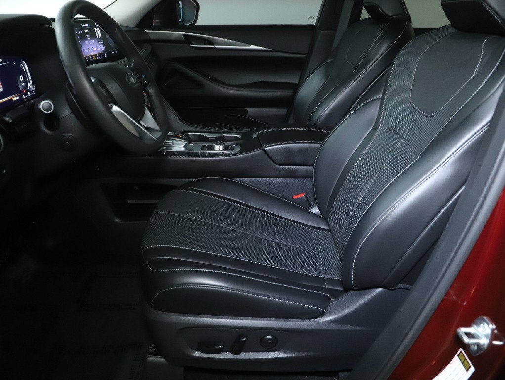 2022 INFINITI QX60 LUXE AWD
