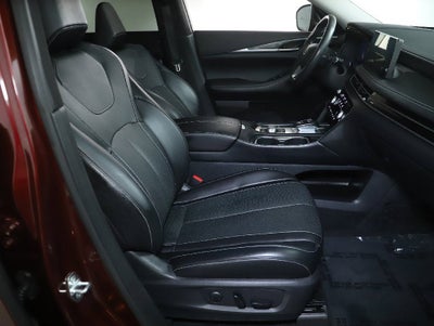 2022 INFINITI QX60 LUXE AWD