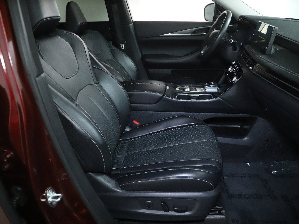 2022 INFINITI QX60 LUXE AWD