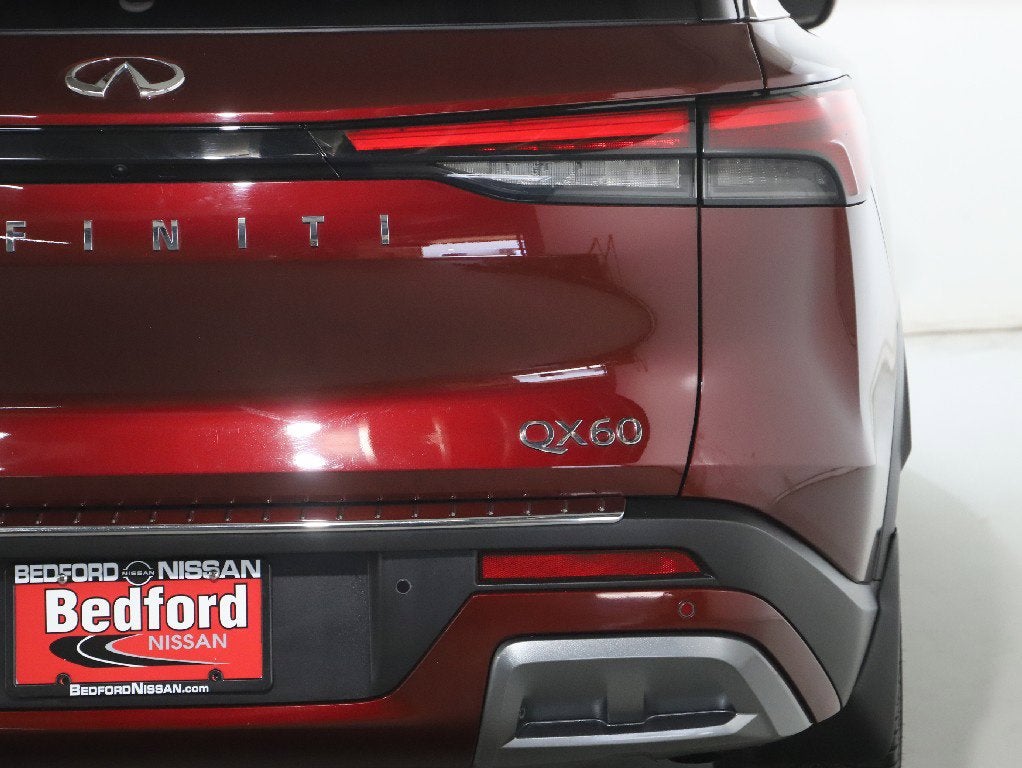 2022 INFINITI QX60 LUXE AWD
