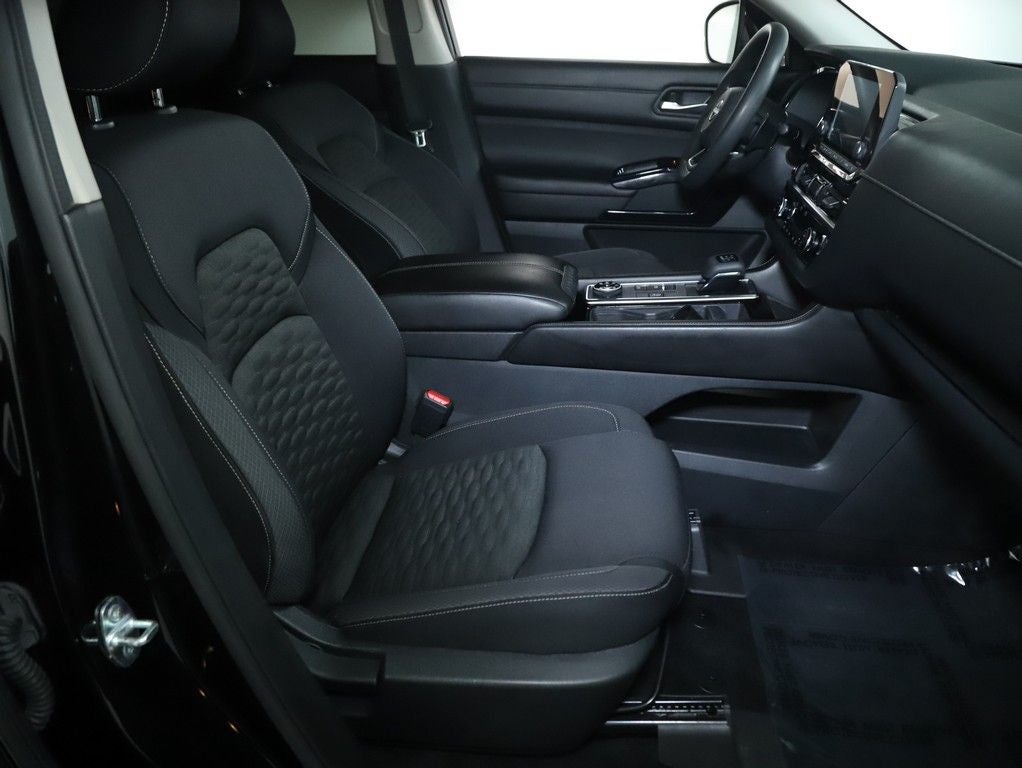 2022 Nissan Pathfinder S AWD